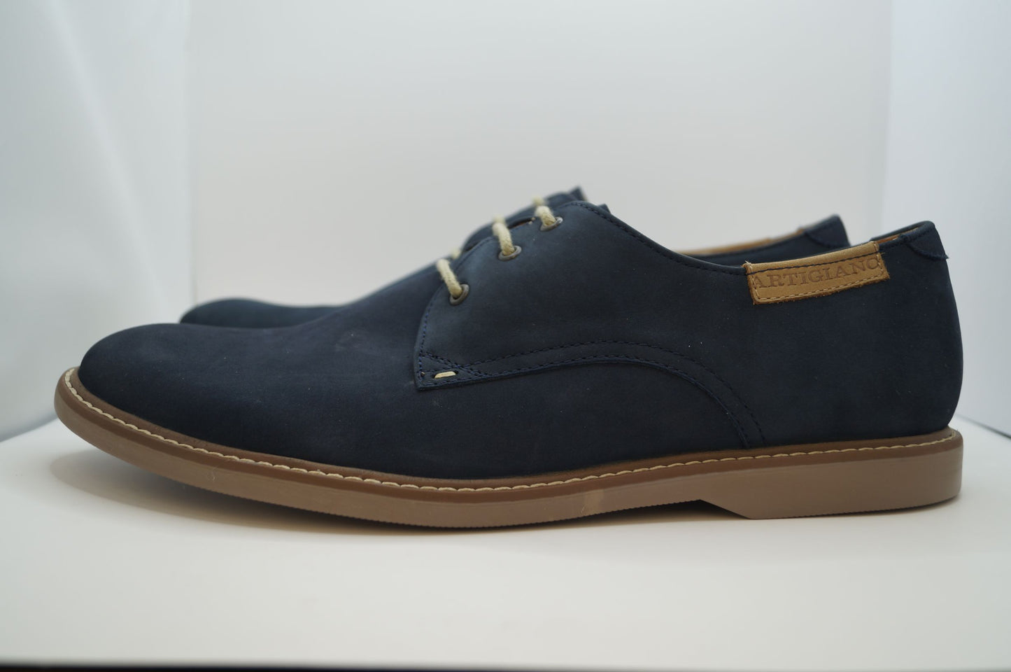 3700 KASABIAN BLUE NUBUCK