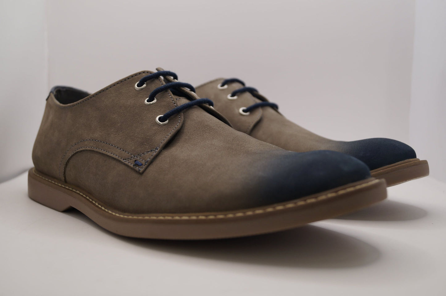 3700 KASABIAN GRAY NUBUCK