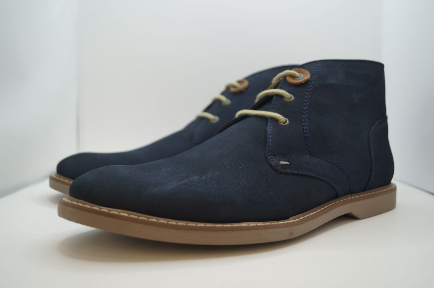 3719 SEA BLUE NUBUCK KASABIAN PIG