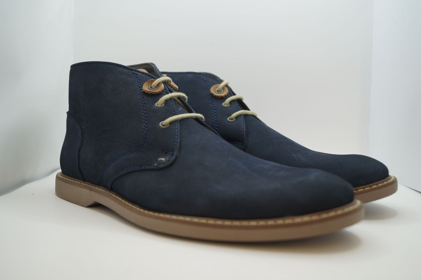 3719 SEA BLUE NUBUCK KASABIAN PIG