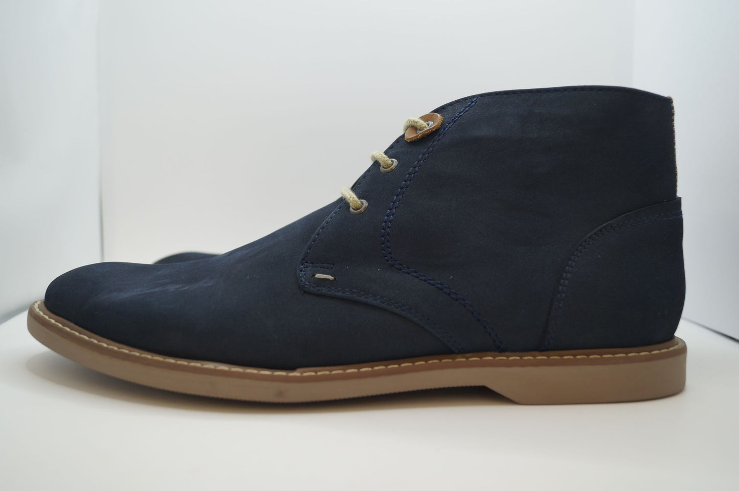 3719 SEA BLUE NUBUCK KASABIAN PIG